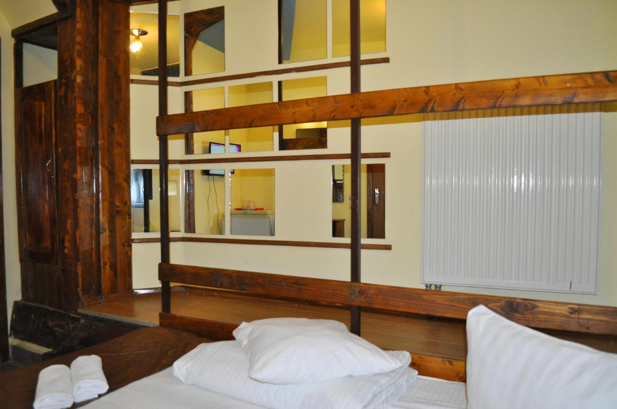 Pension Flamingo Brasov Bagian luar foto