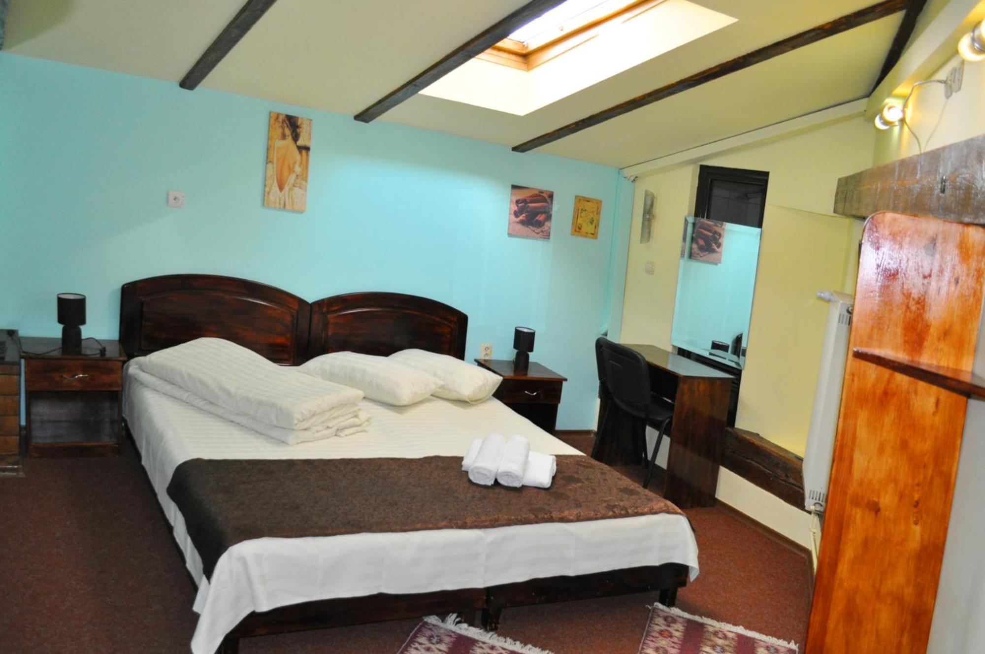 Pension Flamingo Brasov Bagian luar foto