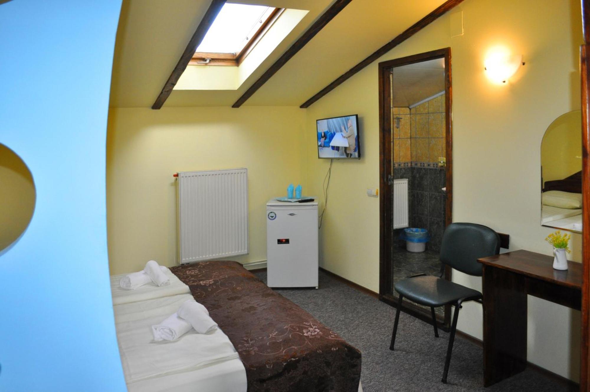 Pension Flamingo Brasov Bagian luar foto