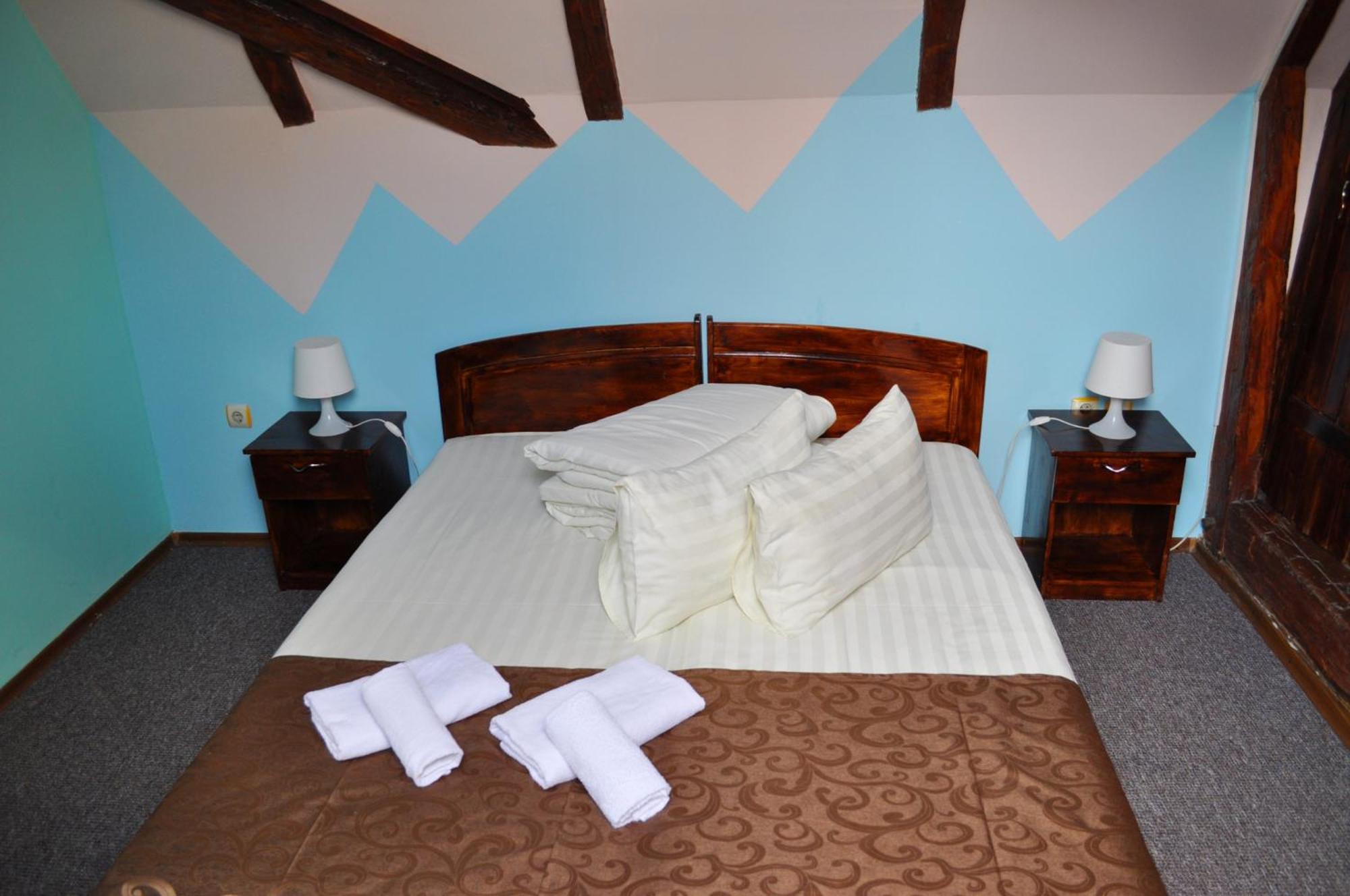 Pension Flamingo Brasov Bagian luar foto