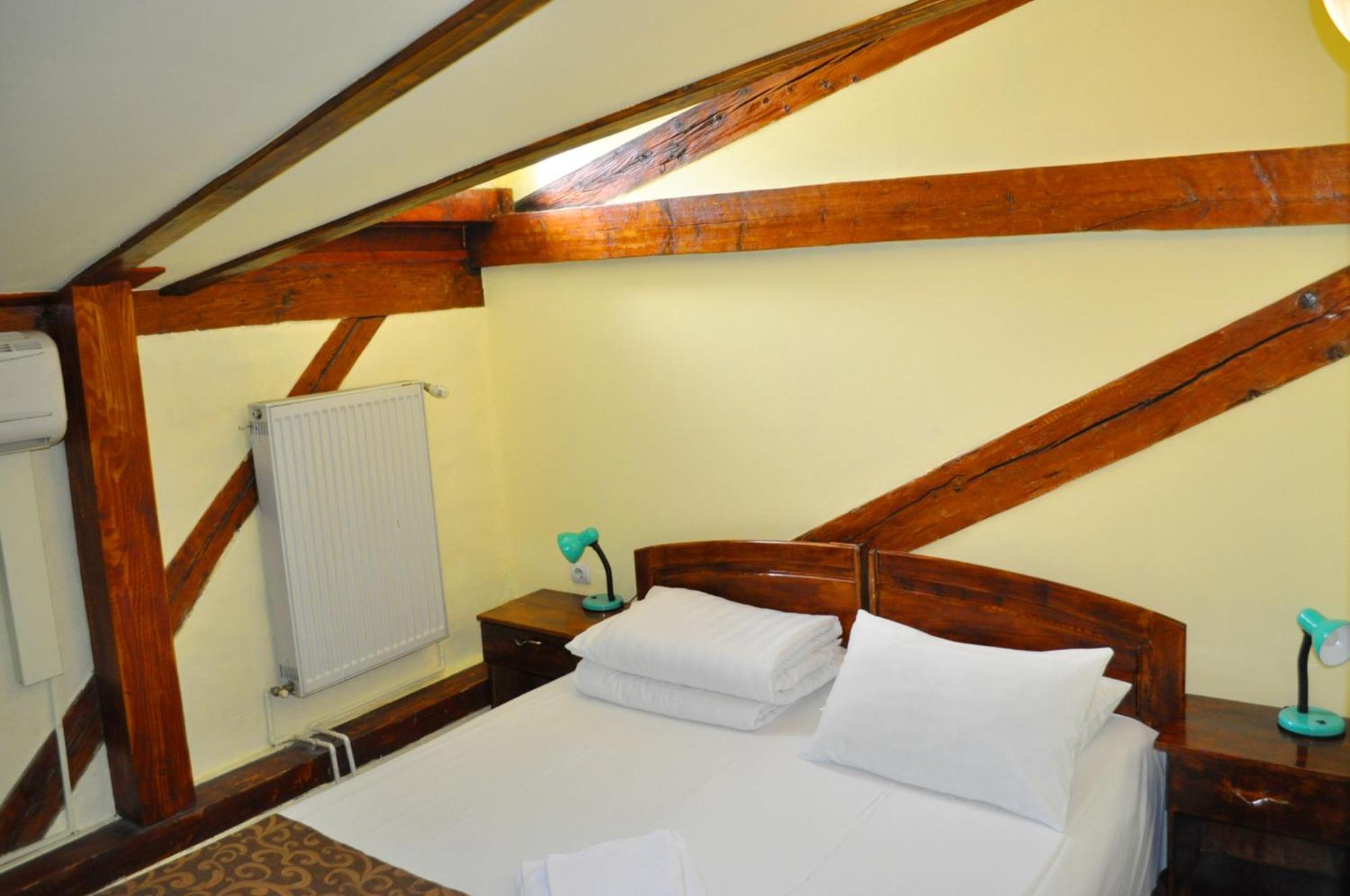 Pension Flamingo Brasov Bagian luar foto