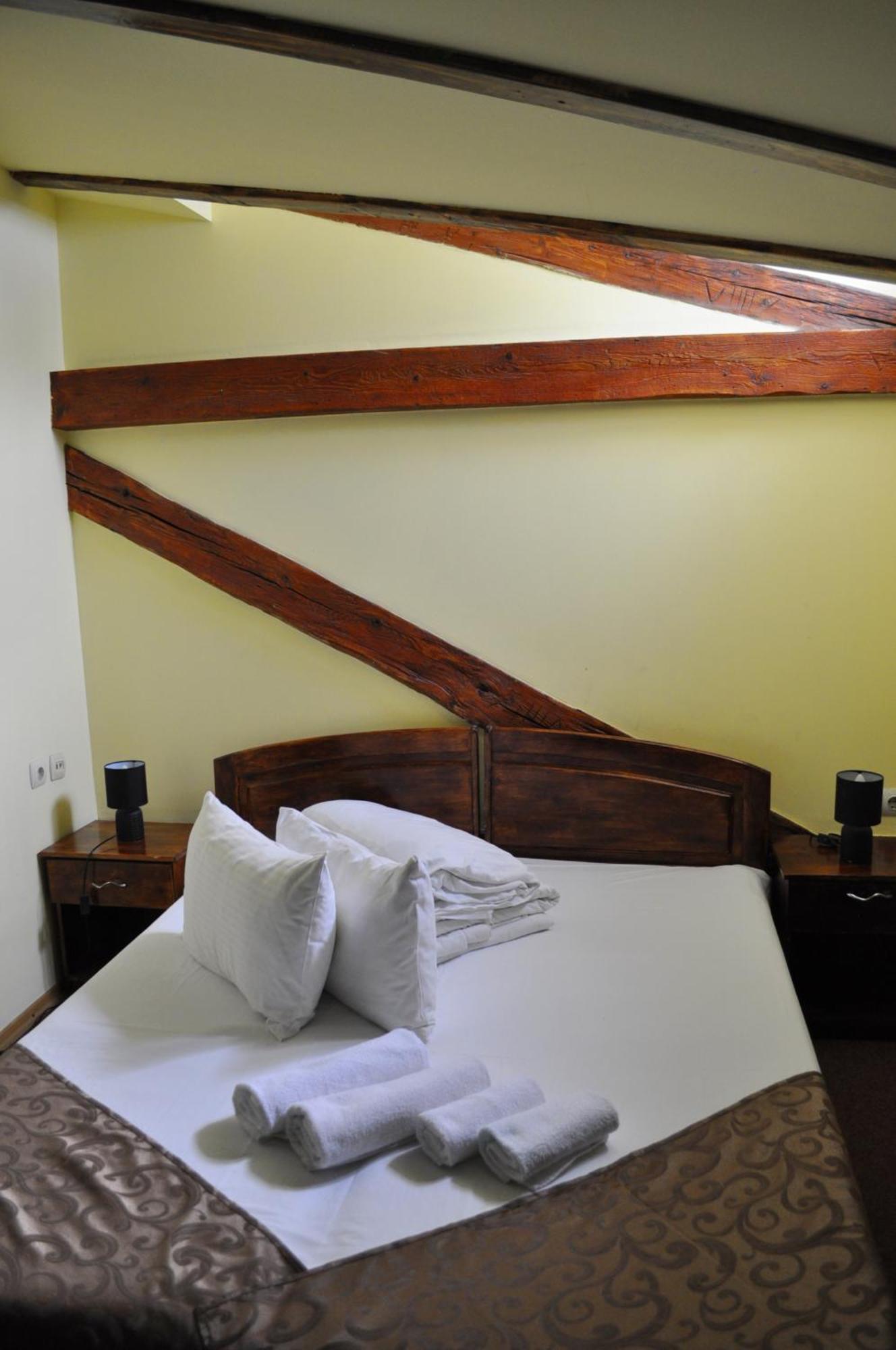 Pension Flamingo Brasov Bagian luar foto